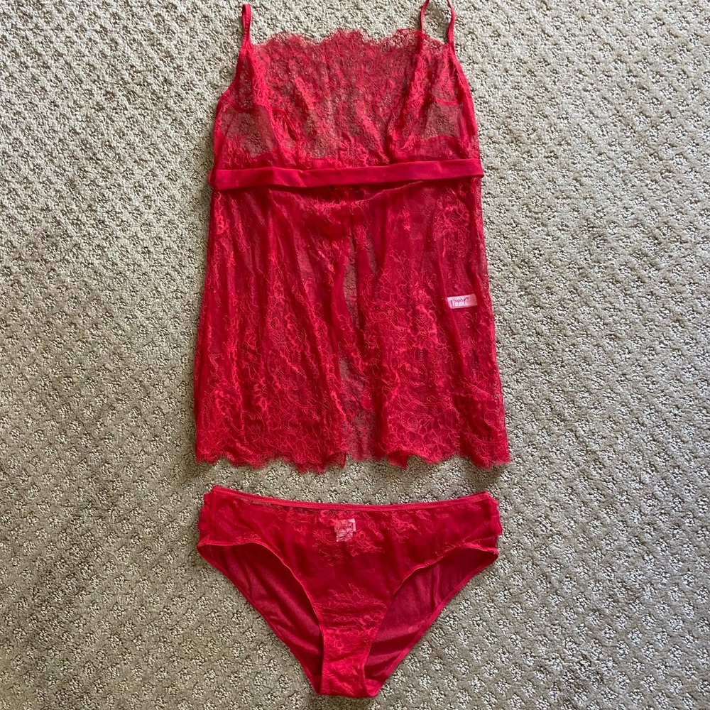 new lacy two piece lingerie set